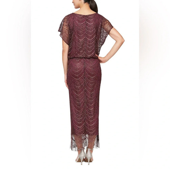 SLNY
Fringe Hem Crochet
Blouson Long Dress in fig color size 6 - Picture 2 of 11